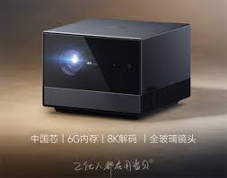 当贝f5是玻璃镜头吗